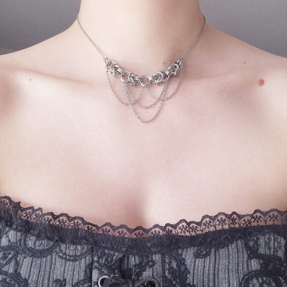 Gothic victorian princess silver chandelier chain mail choker necklace - Picture 5 of 7